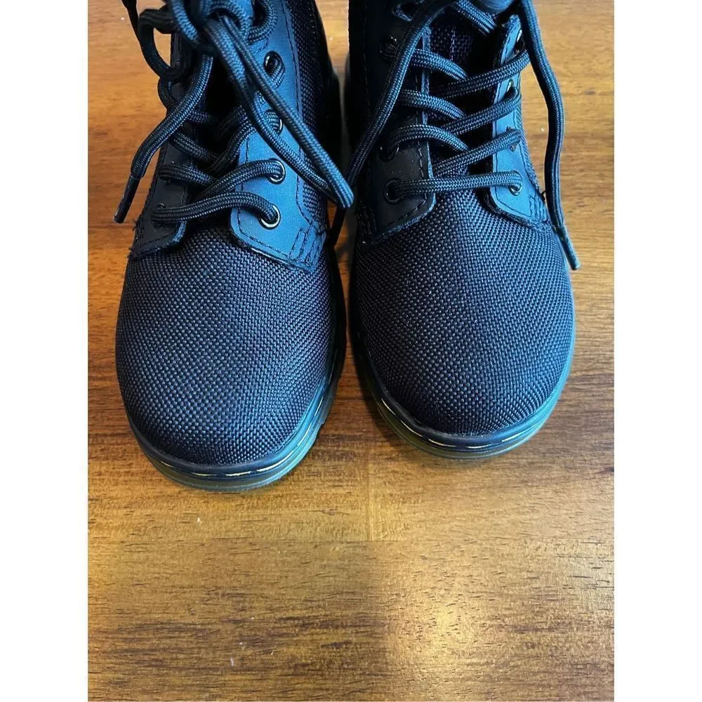 Dr.‎ Martens new boots combs girls size 12